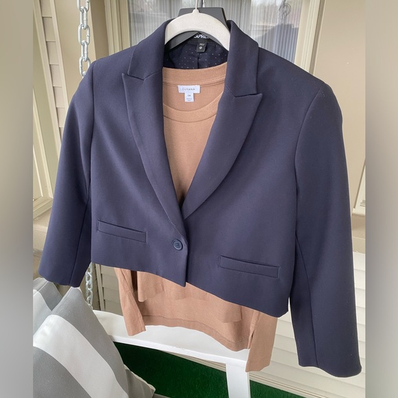 Express Navy Cropped Blazer! - Picture 7 of 10